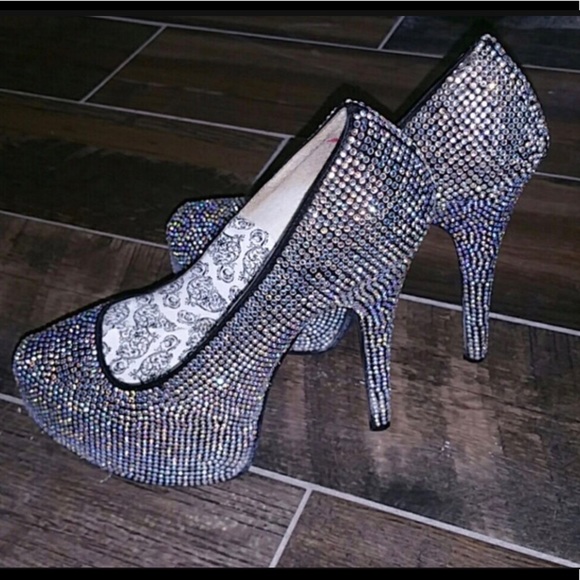 Gorgeous Sexy Rhinestone Covered Pumps Sz 6 - Picture 5 of 8
